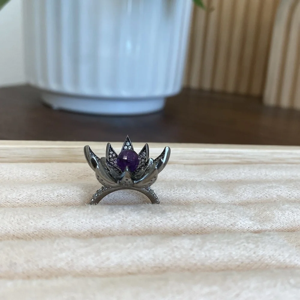 Hespera Size 6 authentic amethyst and white topaz witchy core ring set